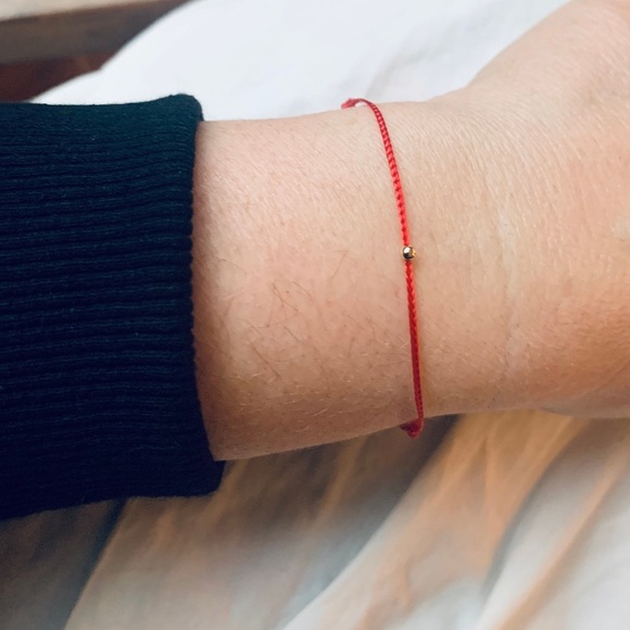 ✨18K Gold ✨ Red Thread Bracelets✨ Kabbalah ✨ Friendship Bracelet ✨ Luck ✨ - Picture 2 of 4
